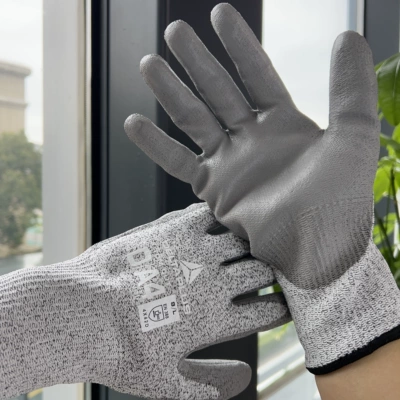 Găng tay chống cắt phủ PU cấp Delta 202058D chống mài mòn, chống cắt và chống rách, ba gói tiết kiệm găng tay sợi bảo hộ